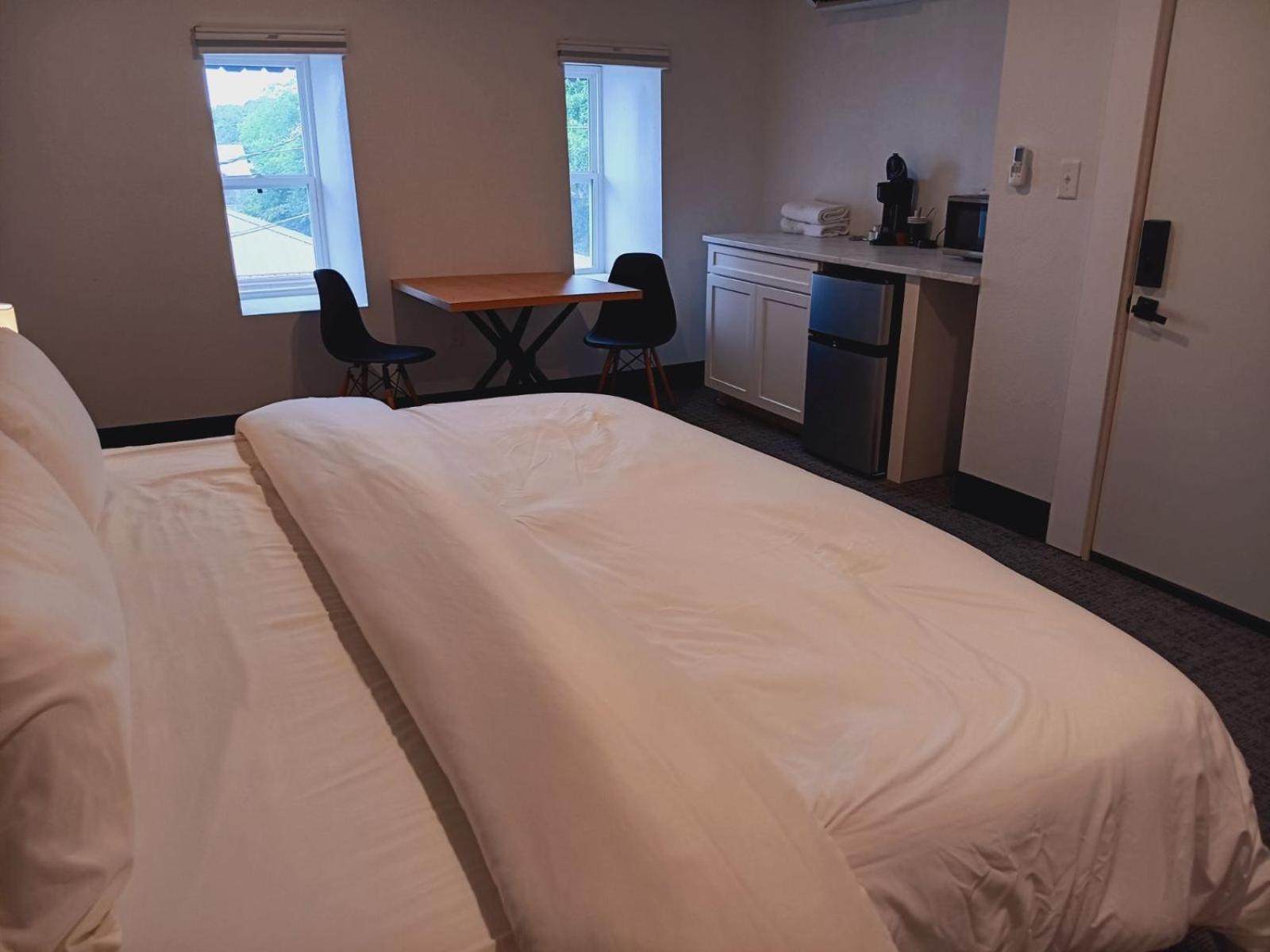 Five10 Orange Street Hotel - Hot Springs Bagian luar foto